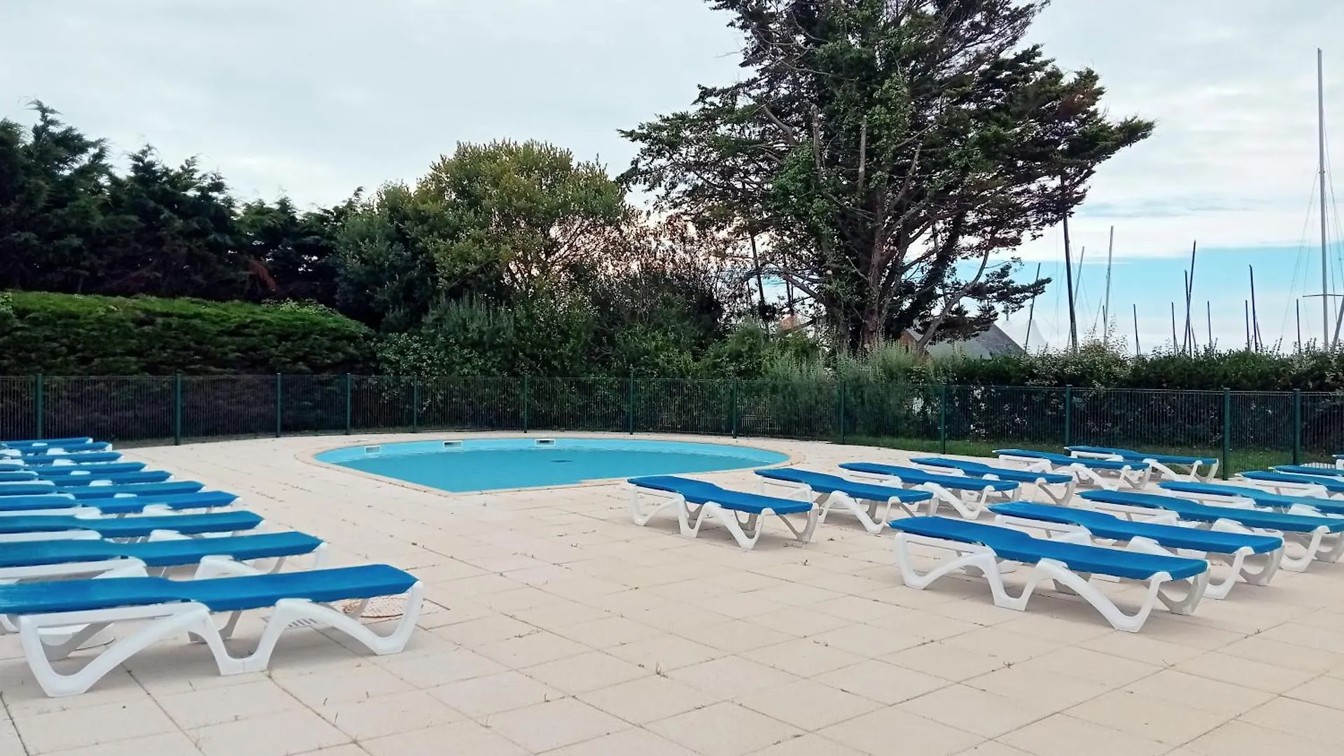 Apartment Appartement Arzon 4 - 5 Personnes , Tout A Pied, Mer - Port Du Crouesty - Piscine France